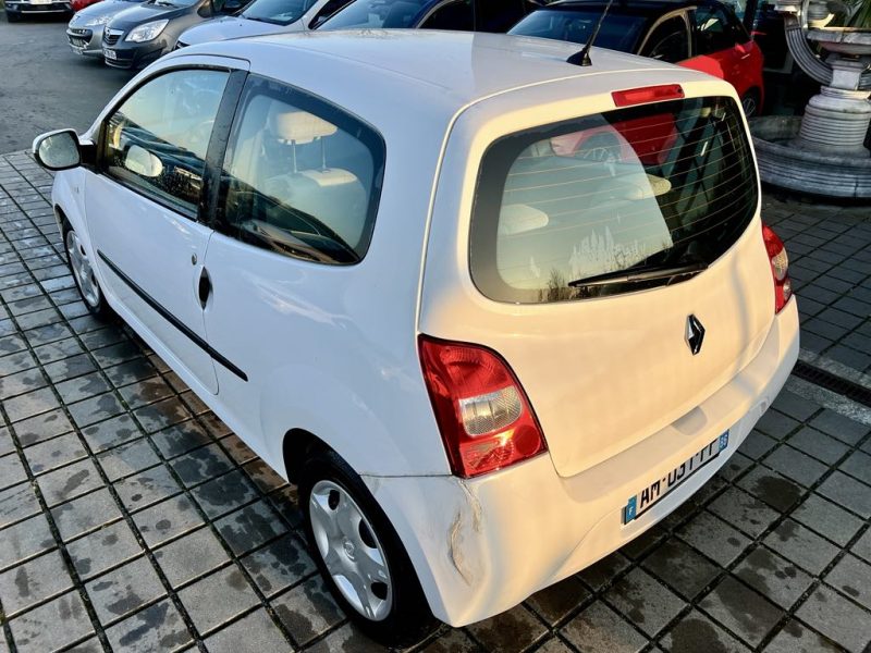 RENAULT TWINGO 1.2L 16V 75CH ECO2 TREND