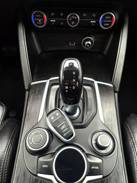 ALFA ROMEO STELVIO 2.0 TURBO 280 Q4 SPORT EDITION AT8*CUIR*CAMERA*