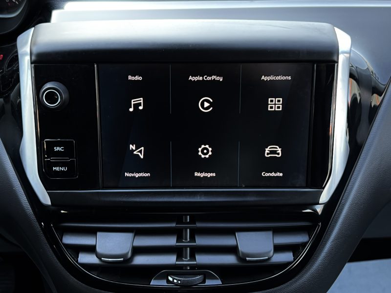 PEUGEOT 208 PHASE 2 SIGNATURE 1.2 82 Cv 1ERE MAIN APPLE CARPLAY & ANDROID CRIT AIR 1 - GARANTIE 1 AN