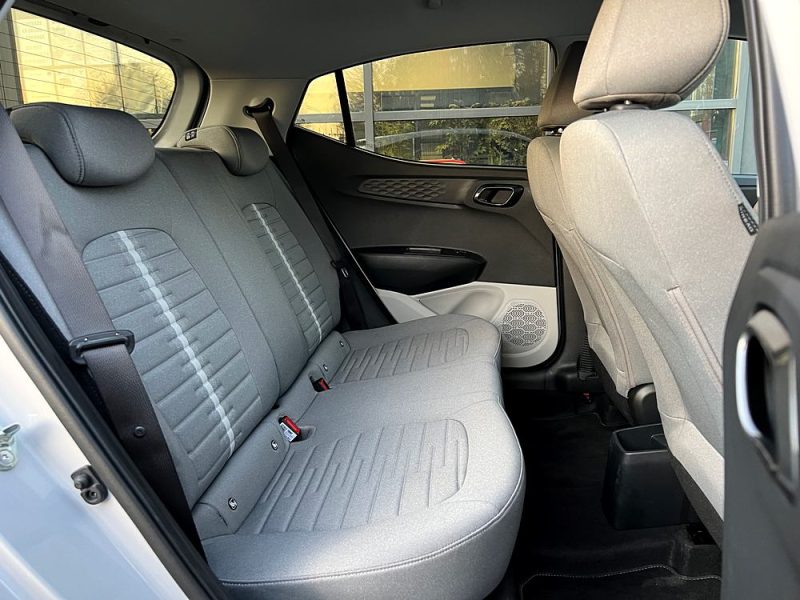 HYUNDAI i10 CREATIVE 1.0 MPi 67 Cv BOITE AUTOMATIQUE APPLE & ANDROID 12 300 Kms - GARANTIE 09/2029