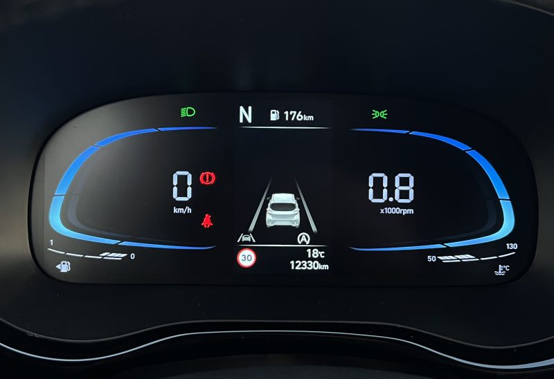 HYUNDAI i10 CREATIVE 1.0 MPi 67 Cv BOITE AUTOMATIQUE APPLE & ANDROID 12 300 Kms - GARANTIE 09/2029