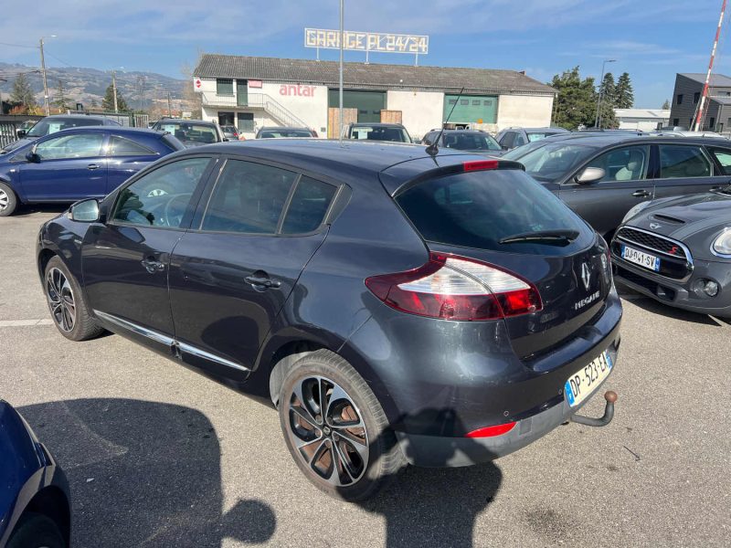 RENAULT MEGANE 3  2015