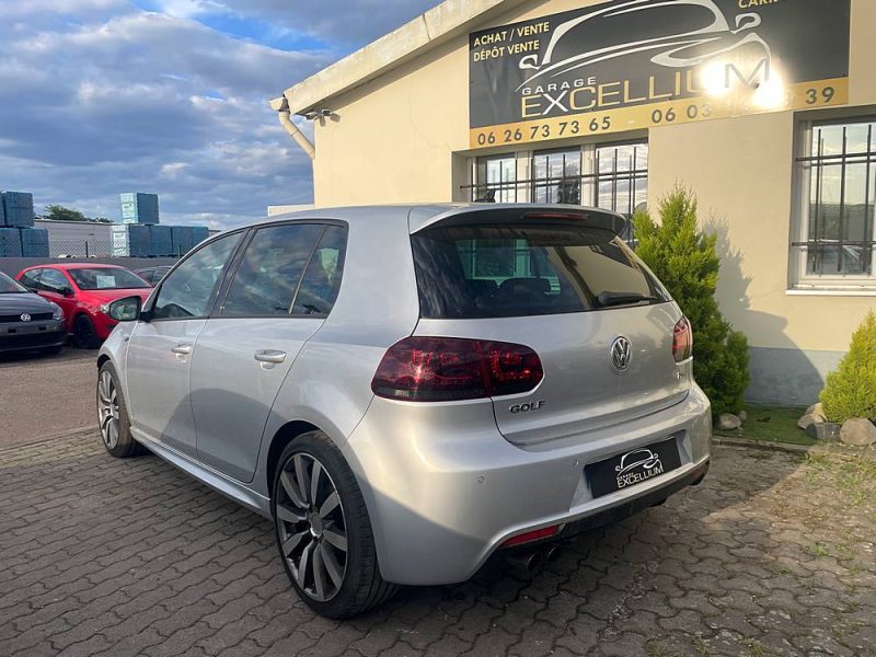 VOLKSWAGEN GOLF 6  2010