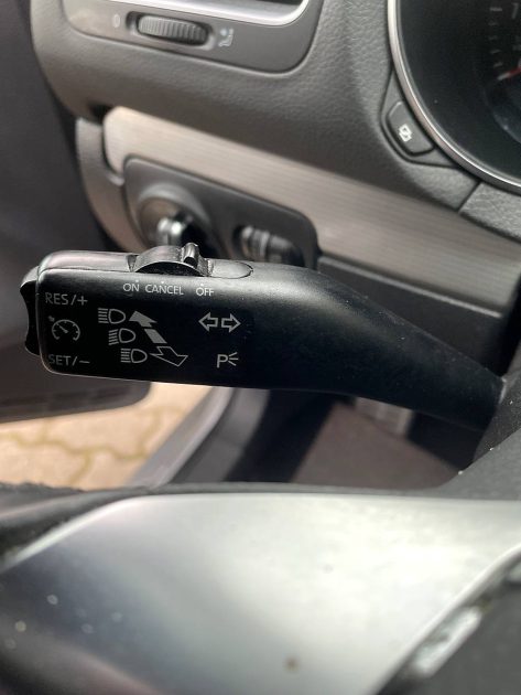 VOLKSWAGEN GOLF 6  2010