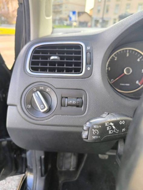 VOLKSWAGEN POLO V  (Crit'AIR 2)