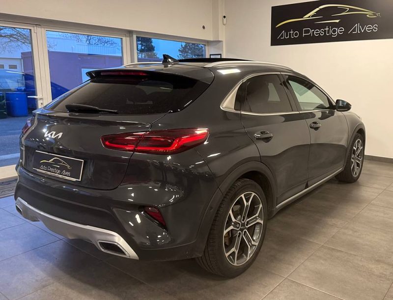 KIA XCEED 2022