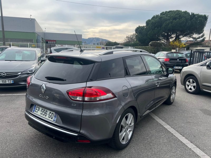 RENAULT CLIO ESTATE  2016