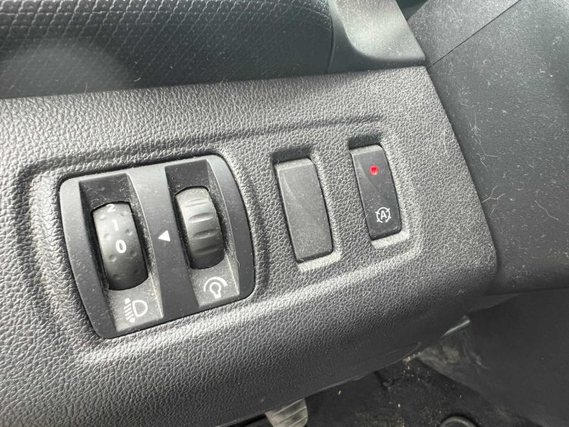 RENAULT CLIO ESTATE  2016