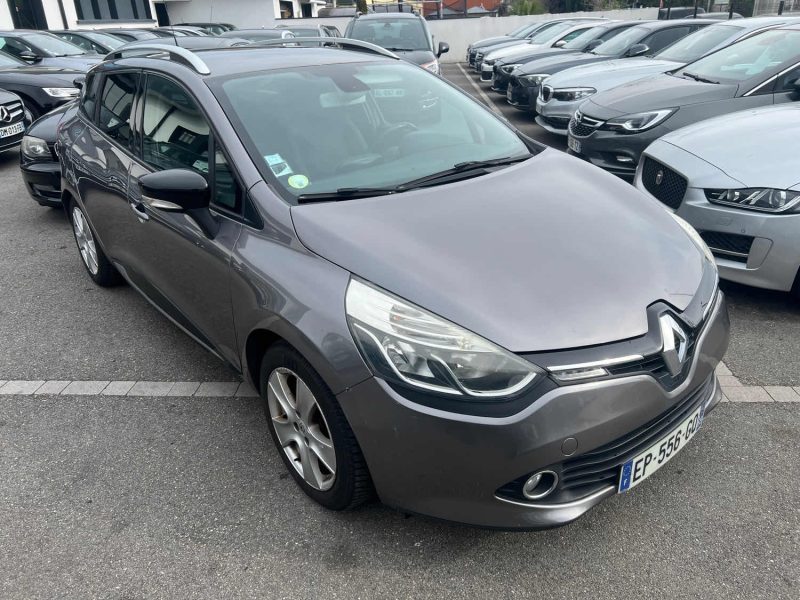 RENAULT CLIO ESTATE  2016