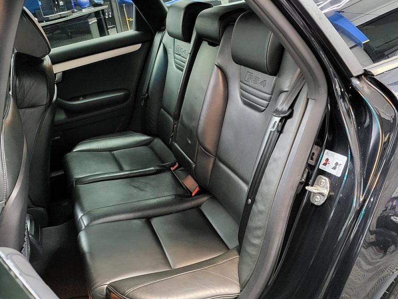 AUDI RS4 Avant 4.2 V8 FSI 420cv Quattro BVM6