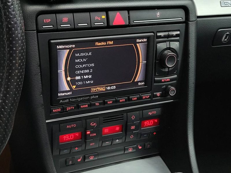 AUDI RS4 Avant 4.2 V8 FSI 420cv Quattro BVM6