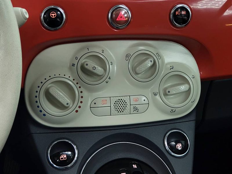 FIAT 500 1.2 MPi 69cv Lounge Stop And Start Boîte Auto Dualogic 1ère Main / FAIBLE KILOMETRAGE