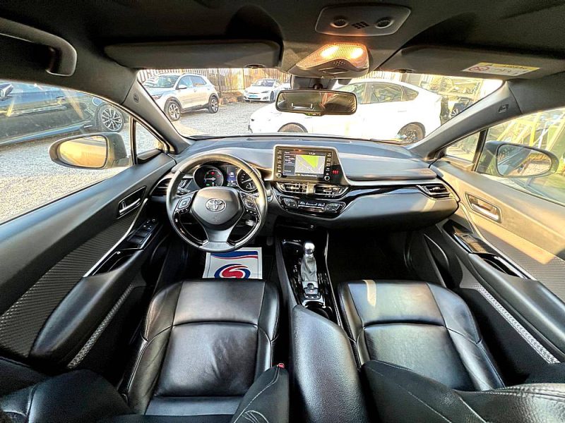 TOYOTA C-HR 2021