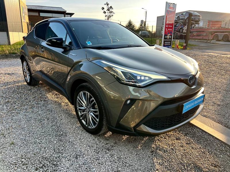 TOYOTA C-HR 2021