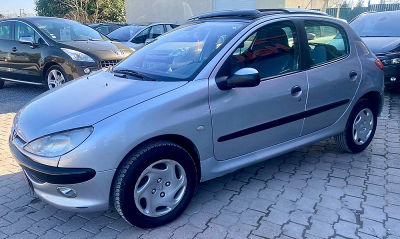 PEUGEOT 206 2.0L HDI 90Cv *XT PRENIUM* / REVISEE&GARANTIE
