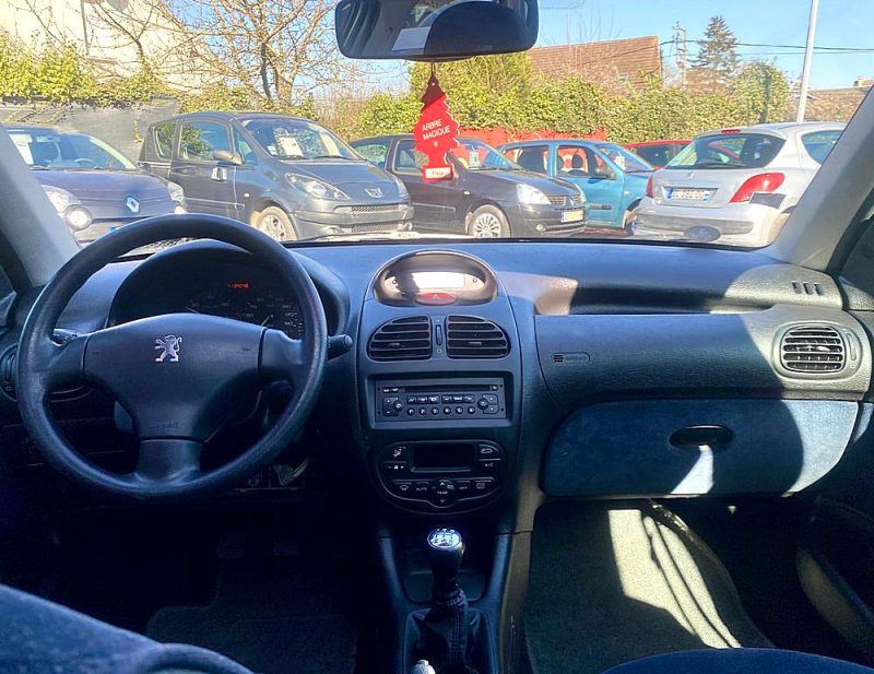 PEUGEOT 206 2.0L HDI 90Cv *XT PRENIUM* / REVISEE&GARANTIE