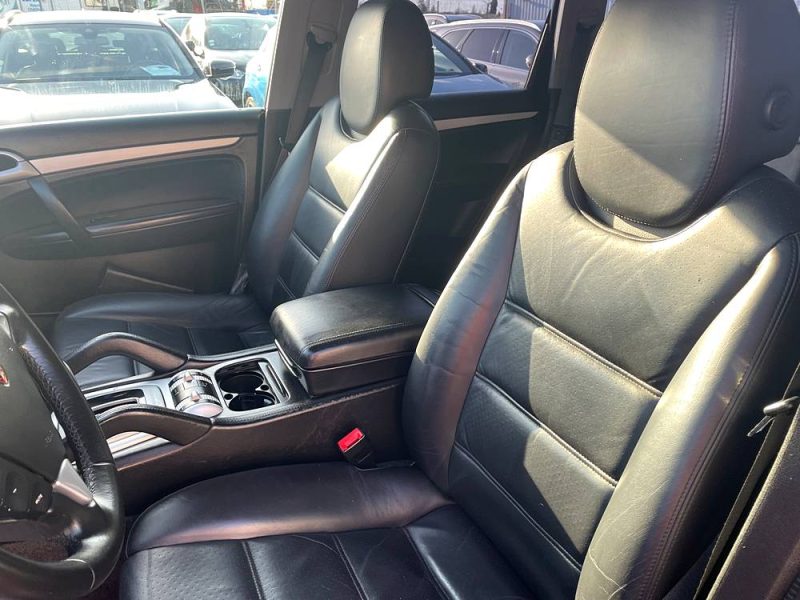 PORSCHE CAYENNE 2006