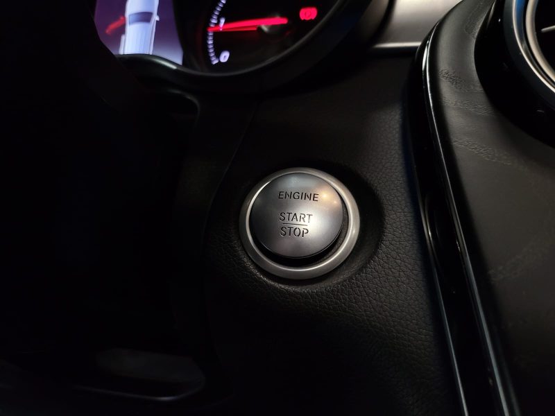 MERCEDES GLC 250 d 4-matic 204Cv FASCINATION PACK AMG / TOIT OUVRANT + 360° + SIEGES 