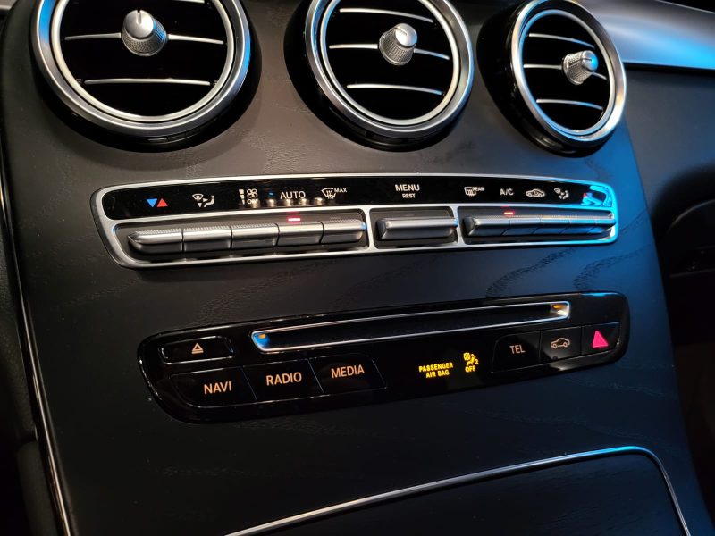 MERCEDES GLC 250 d 4-matic 204Cv FASCINATION PACK AMG / TOIT OUVRANT + 360° + SIEGES 