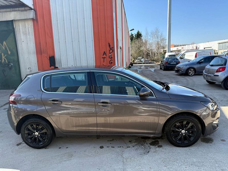 PEUGEOT 308 2015