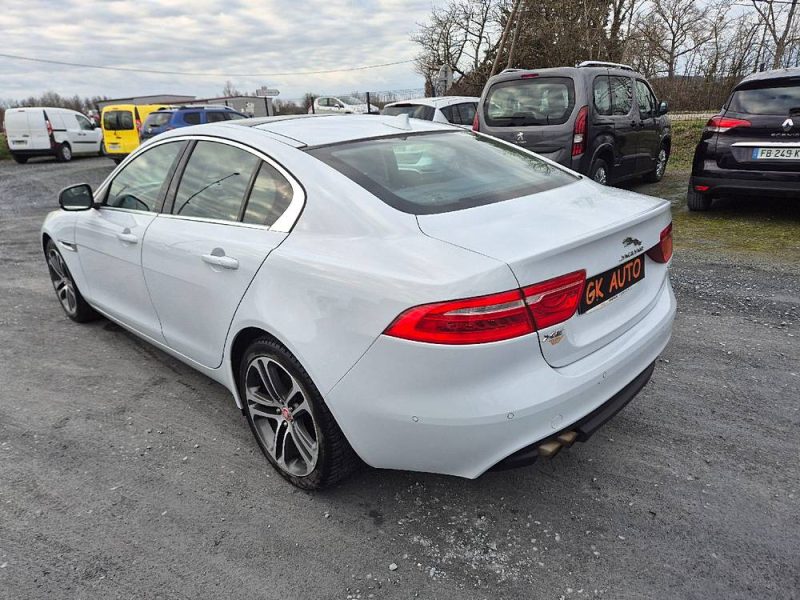 JAGUAR XE 2.0 D 180CV  2015 134000 KM 