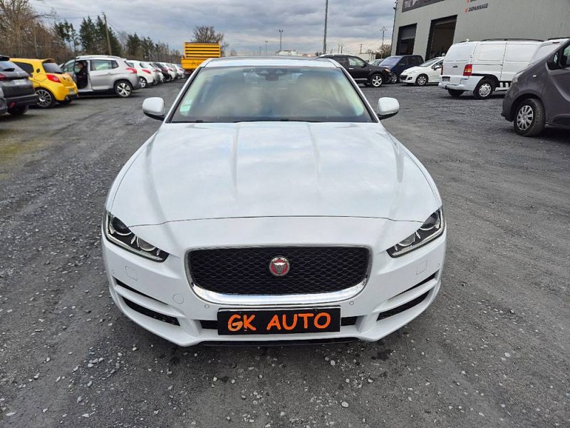 JAGUAR XE 2.0 D 180CV  2015 134000 KM 