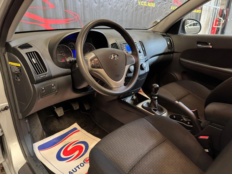 HYUNDAI I 30 1.4i 110 