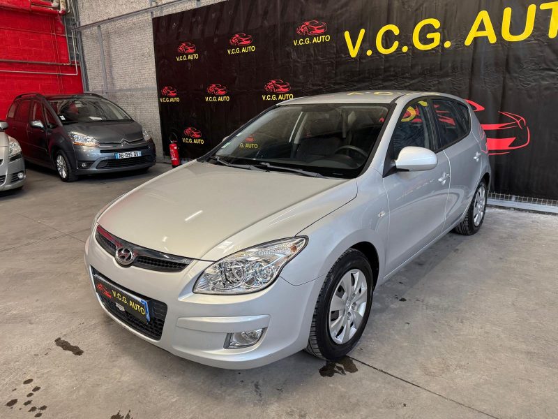 HYUNDAI I 30 1.4i 110 