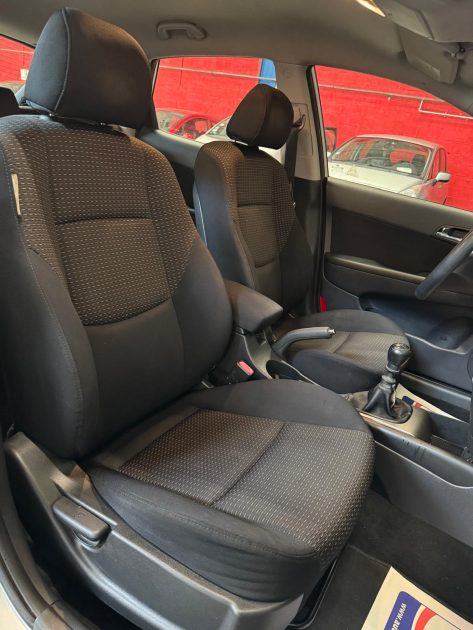 HYUNDAI I 30 1.4i 110 