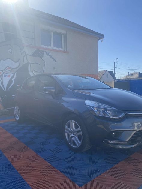 RENAULT CLIO 2016