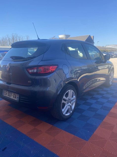 RENAULT CLIO 2016
