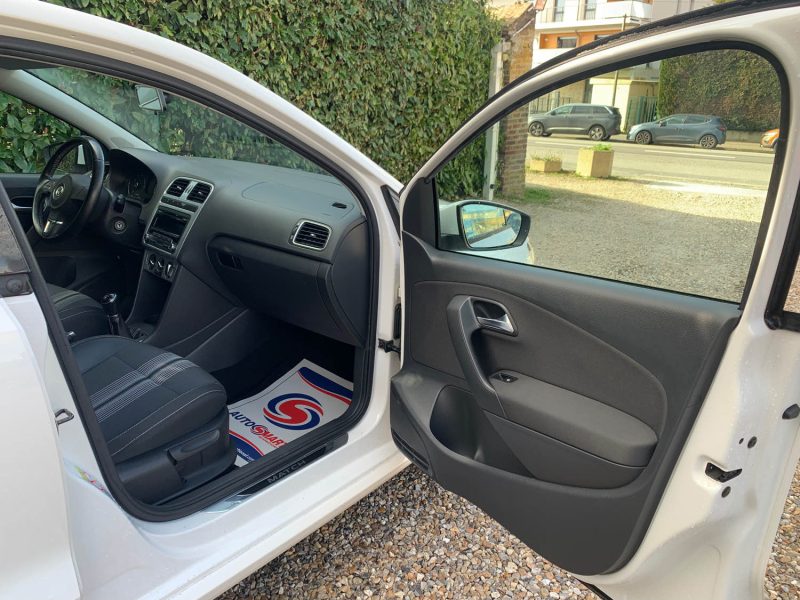 VOLKSWAGEN POLO V 2012 MATCH 