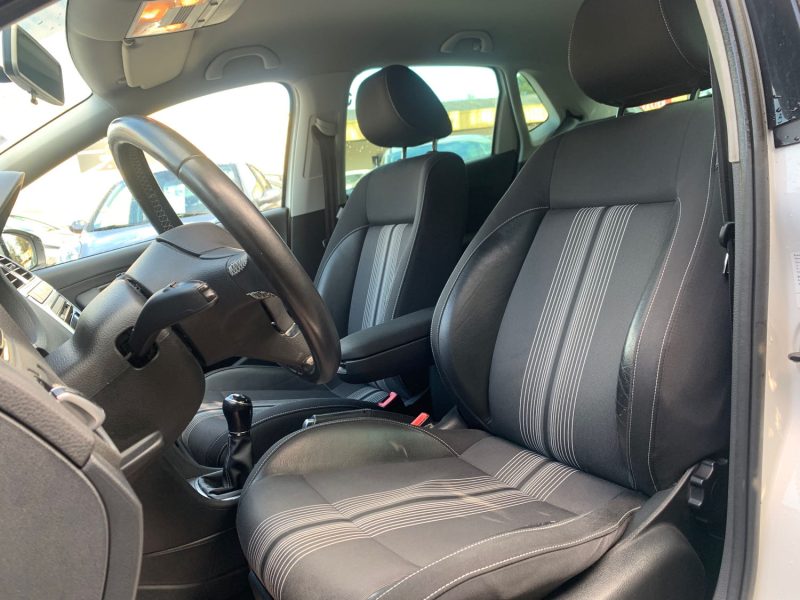 VOLKSWAGEN POLO V 2012 MATCH 