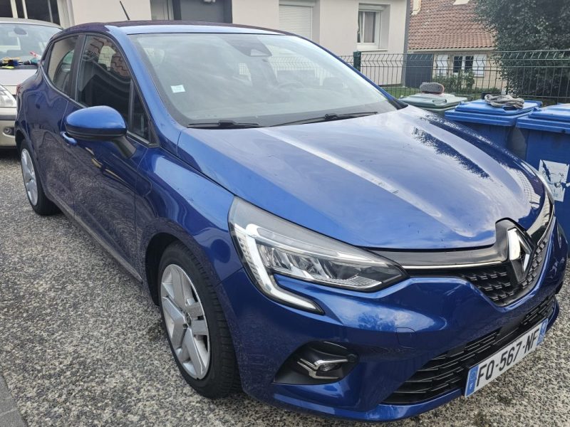 RENAULT CLIO 2021