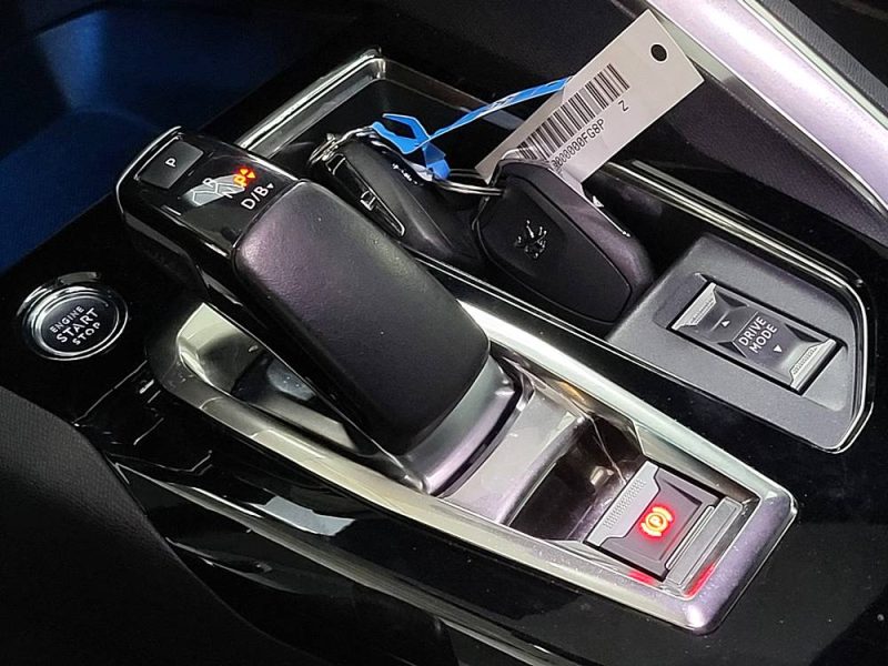 PEUGEOT 3008 II HYBRID 225cv GT EAT8 