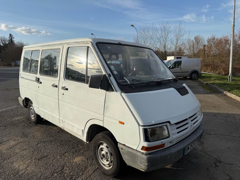 RENAULT TRAFIC 1998 VENTE À L'EXPORT