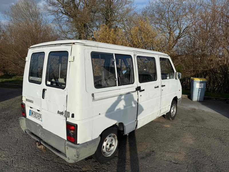 RENAULT TRAFIC 1998 VENTE À L'EXPORT