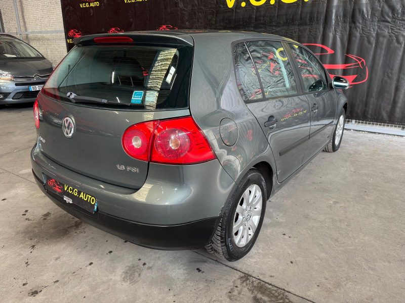 VOLKSWAGEN GOLF 1.6 FSI 16S 115
