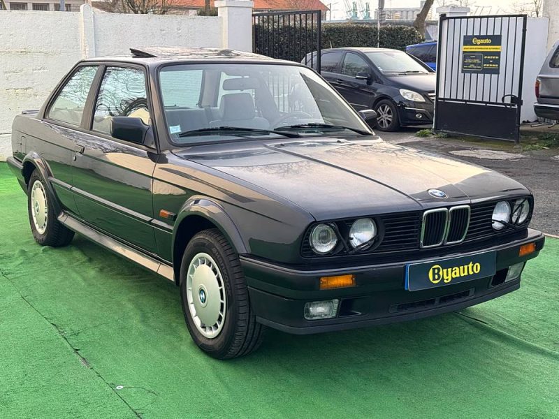 B.M.W. 325 1987