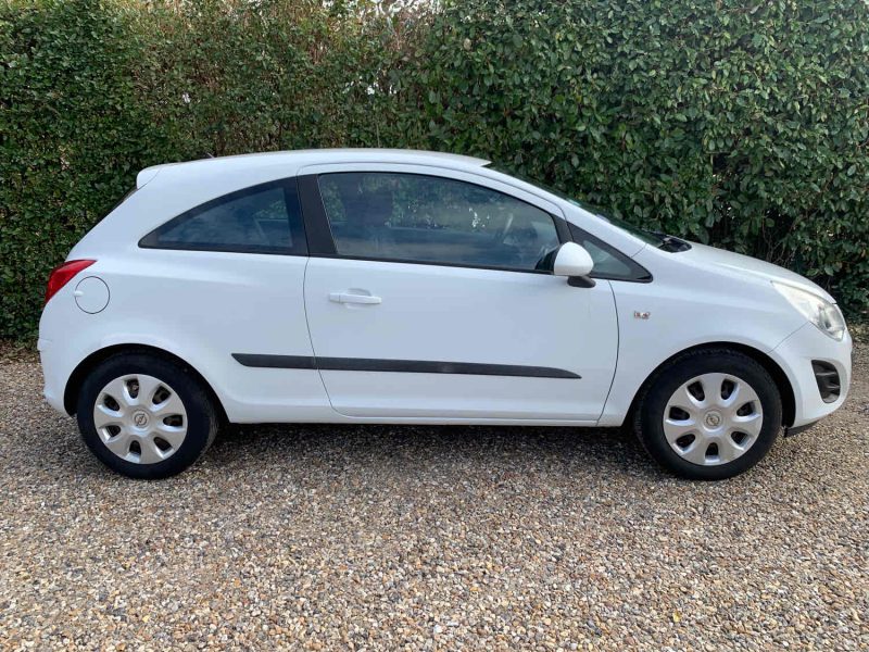 OPEL CORSA 2011 1.0i 