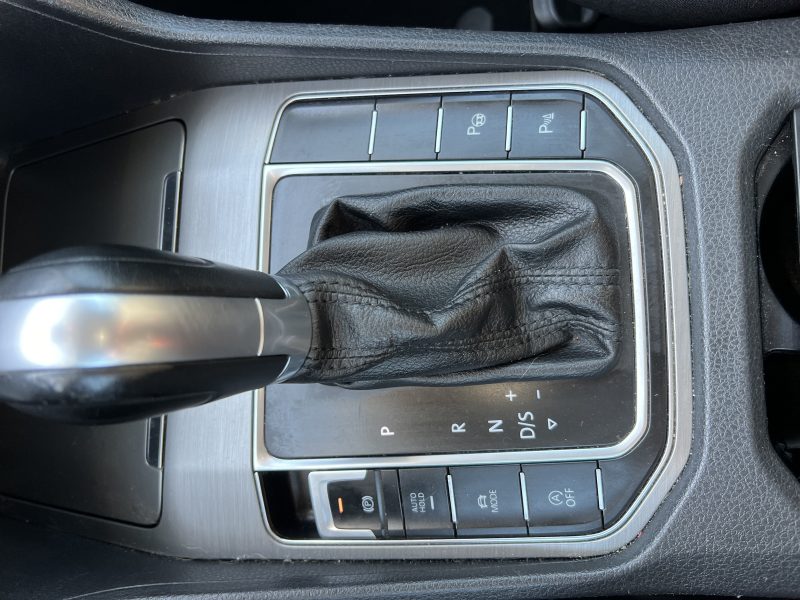 VOLKSWAGEN GOLF SPORTSVAN 2015