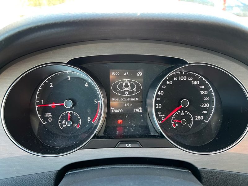 VOLKSWAGEN GOLF SPORTSVAN 2015