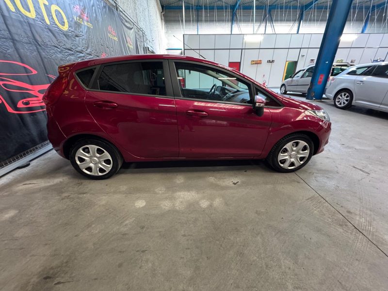FORD FIESTA 1.6 TDCi 95 Trend 