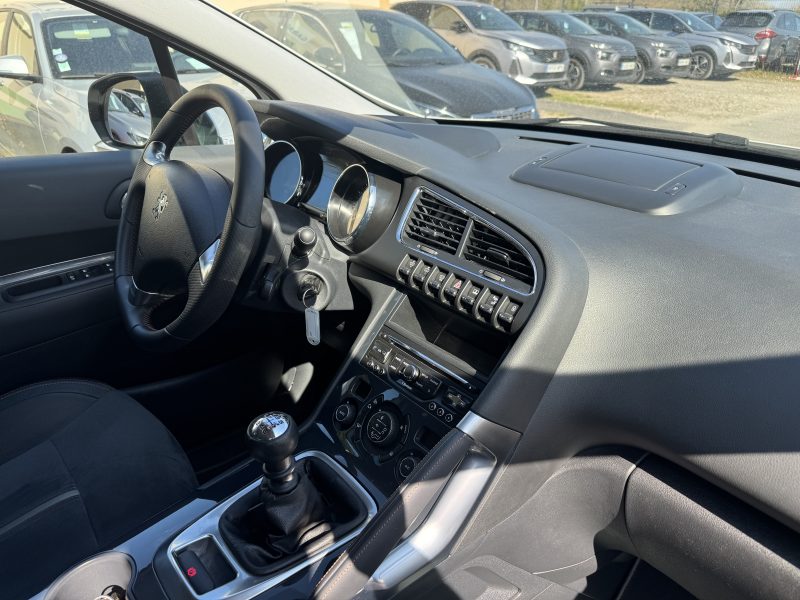 PEUGEOT 3008 1.6 HDI 120 CROSSWAY