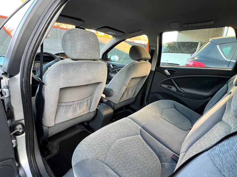 CITROEN C5 PHASE 2 EXCLUSIVE 2.2 HDI 136 Cv BOITE AUTOMATIQUE GPS REGULTEUR LIMITEUR - GARANTIE 1 AN