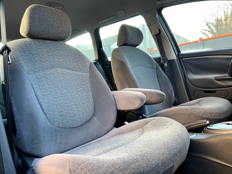 CITROEN C5 PHASE 2 EXCLUSIVE 2.2 HDI 136 Cv BOITE AUTOMATIQUE GPS REGULTEUR LIMITEUR - GARANTIE 1 AN