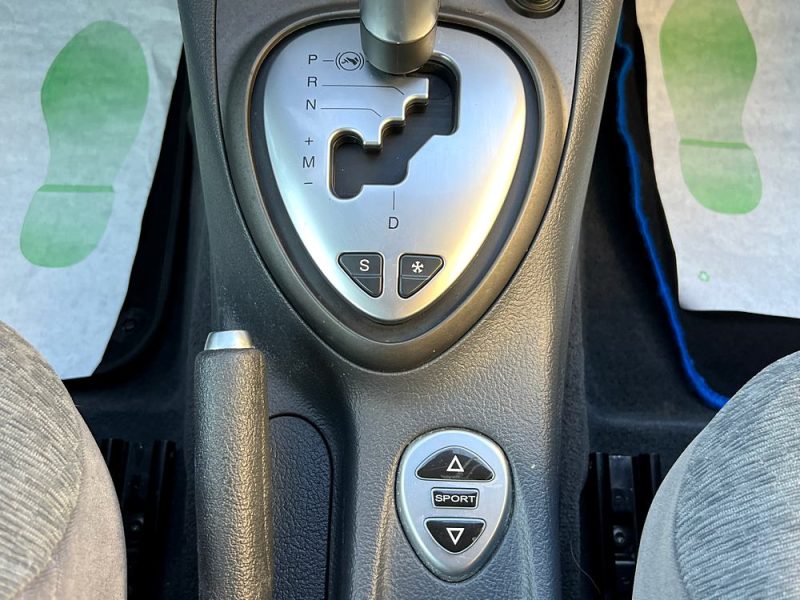 CITROEN C5 PHASE 2 EXCLUSIVE 2.2 HDI 136 Cv BOITE AUTOMATIQUE GPS REGULTEUR LIMITEUR - GARANTIE 1 AN