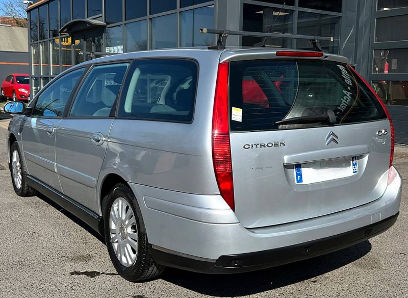 CITROEN C5 PHASE 2 EXCLUSIVE 2.2 HDI 136 Cv BOITE AUTOMATIQUE GPS REGULTEUR LIMITEUR - GARANTIE 1 AN