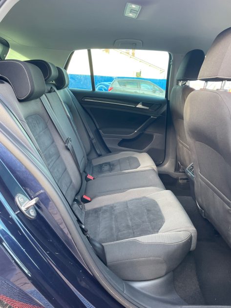 VOLKSWAGEN GOLF 2015 2.0 TDI 16V Blue Motion DSG6 150 cv