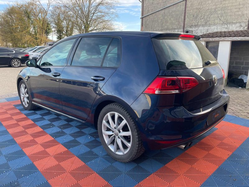 VOLKSWAGEN GOLF 2015 2.0 TDI 16V Blue Motion DSG6 150 cv